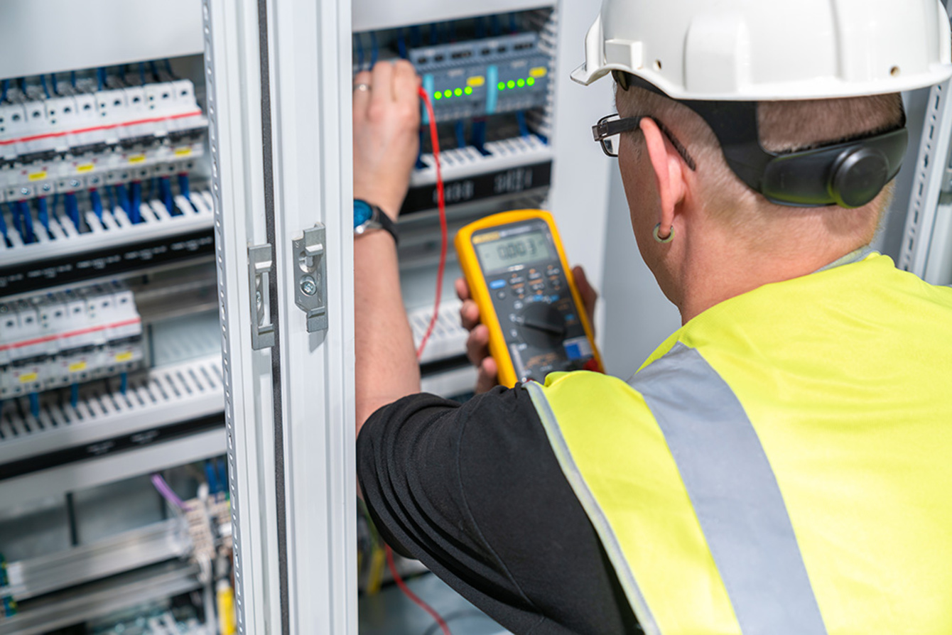 Elektroanlagen-Kontrolle bei Elektrotechnik Sendner in Retzbach